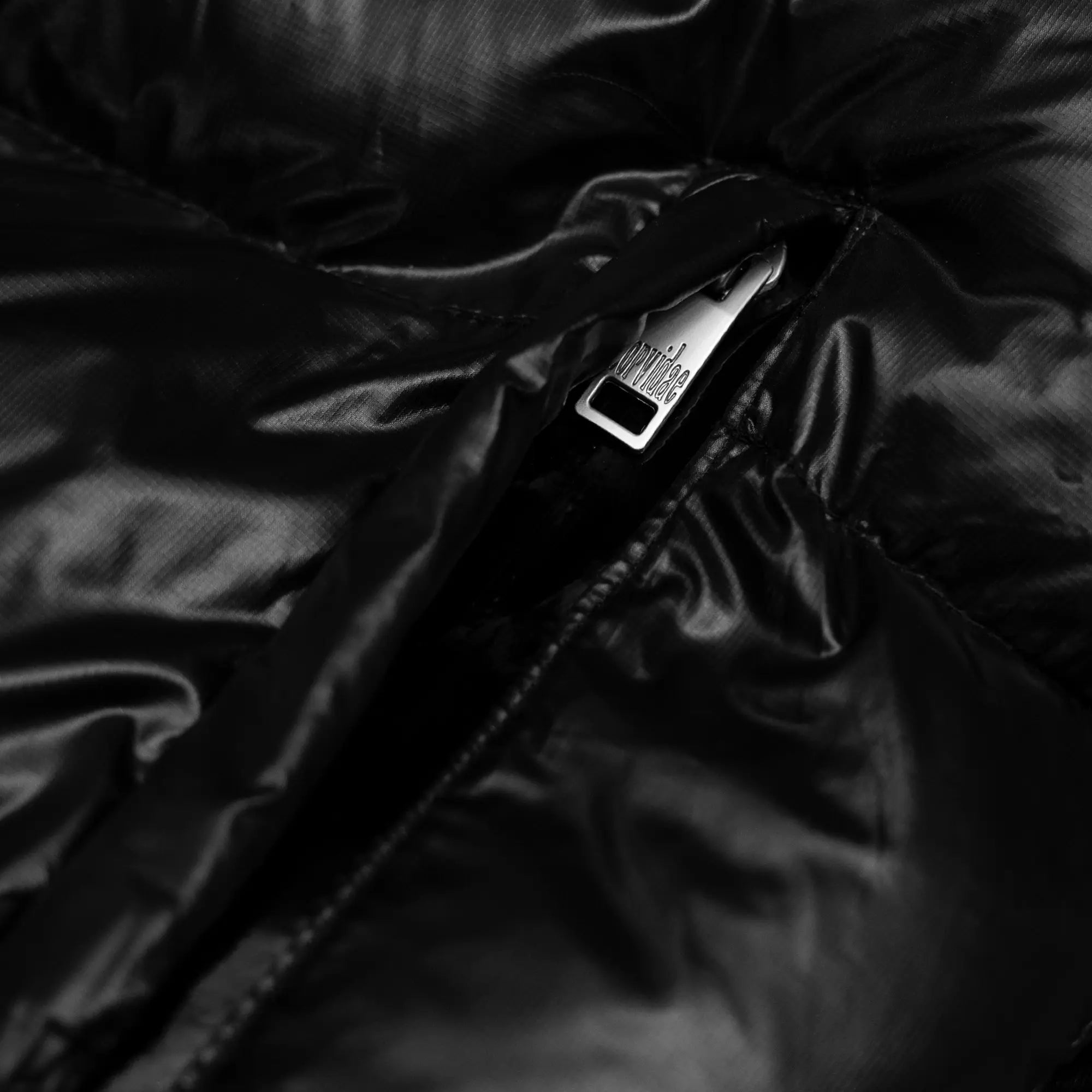Shiny Black V2 Puffer